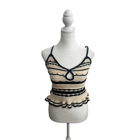 NWT Bebe front keyhole scallop hem crochet sweater cami S - Picture 1 of 5